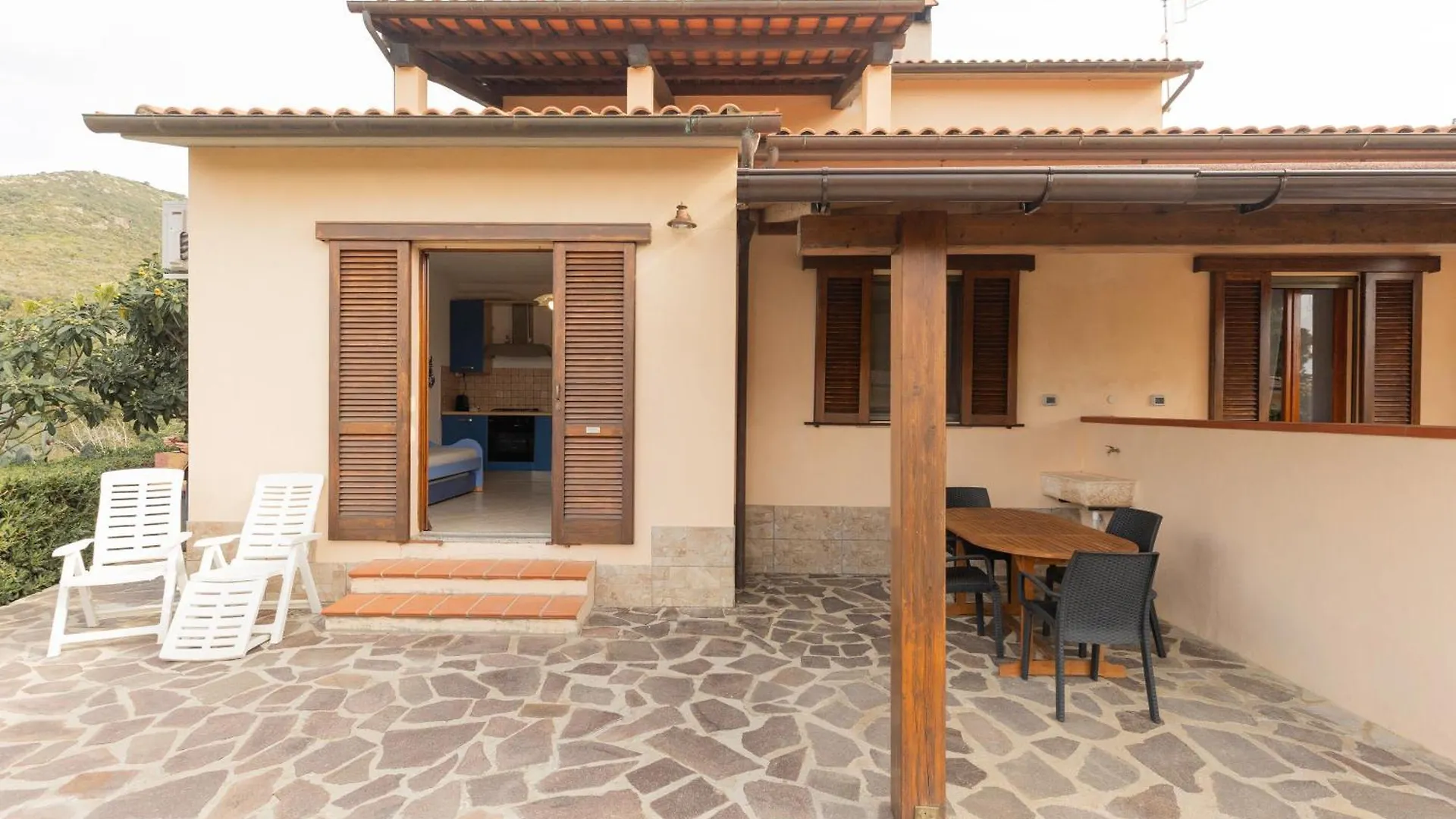 Holiday home Appartamenti La Chiocciola - Helloelba Lacona