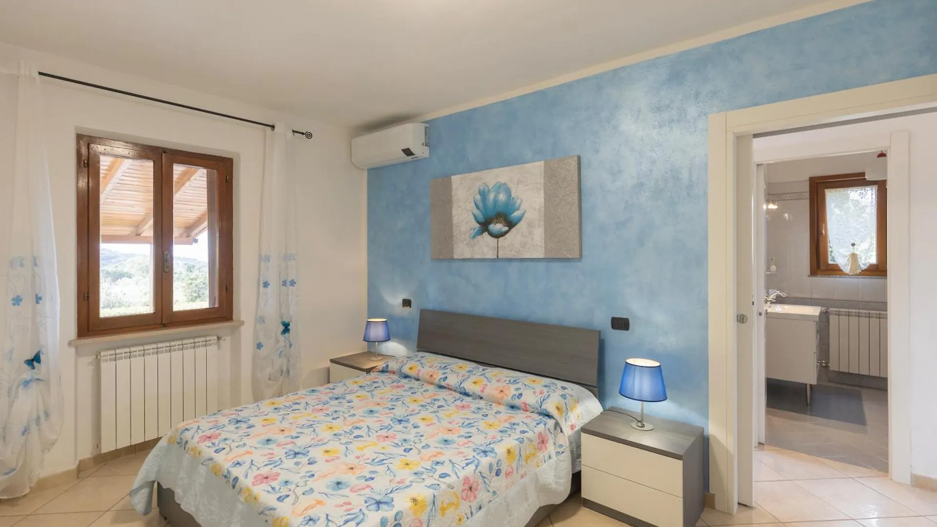 Holiday home Appartamenti La Chiocciola - Helloelba Lacona Italy