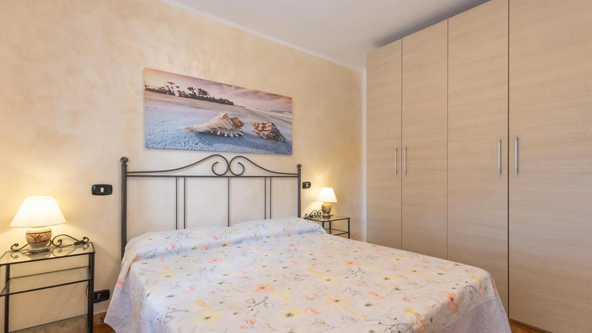 Holiday home Appartamenti La Chiocciola - Helloelba Lacona