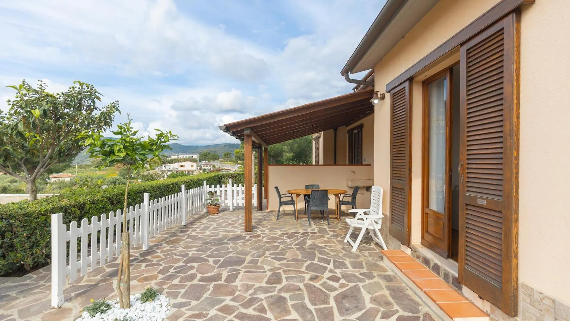 Appartamenti La Chiocciola - Helloelba Lacona Holiday home