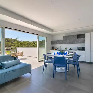  Appartamento Bifamiliare Con Vista Mare Mozzafiato